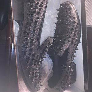 Spiked sparkle men’s dress shoes